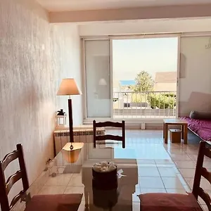 triplex-avec-le-patio-et-vue-mer-t4.fr-provencehotel.com/